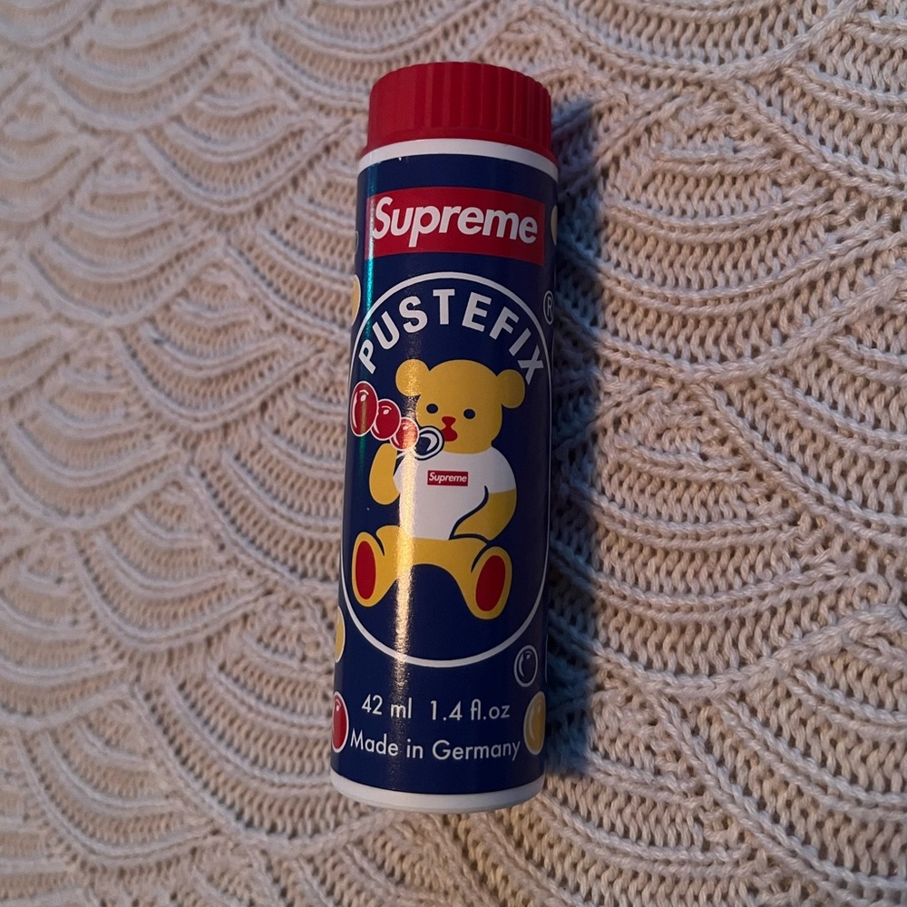 Supreme Pustefix Bubbles 🤍
